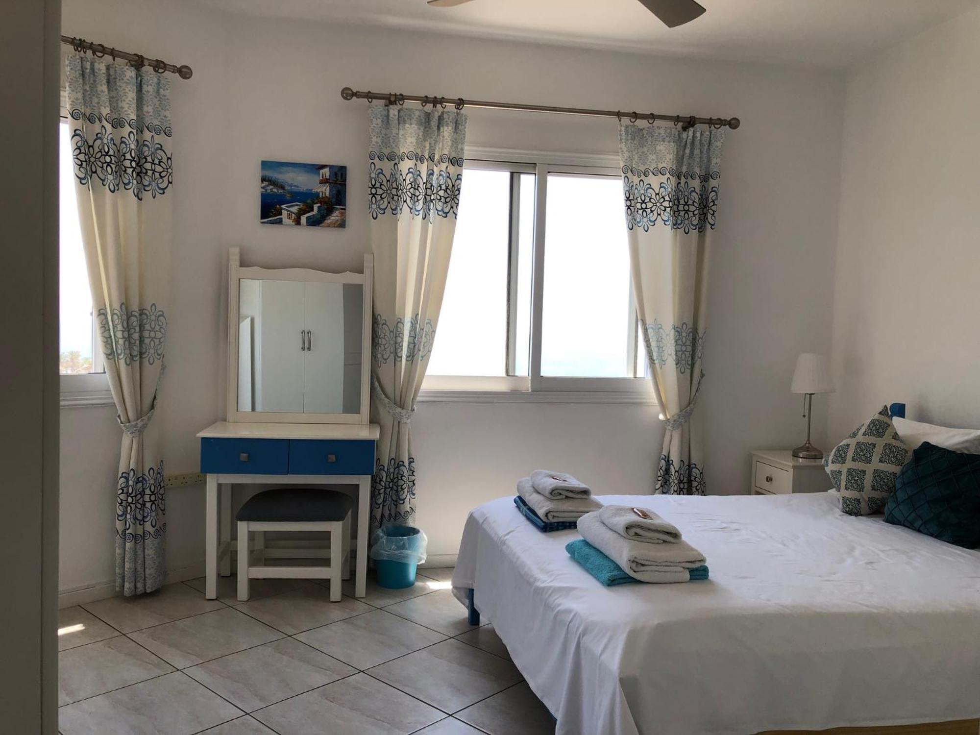 Kings Palace - Modern Penthouse With Incredible Sea Views بافوس المظهر الخارجي الصورة
